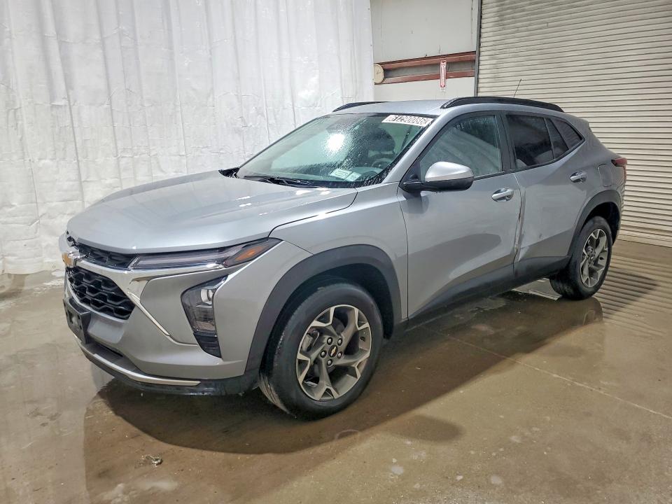 2025 Chevrolet Trax VIN KL77LHEP7SC260369 — COPART salvage auction photo