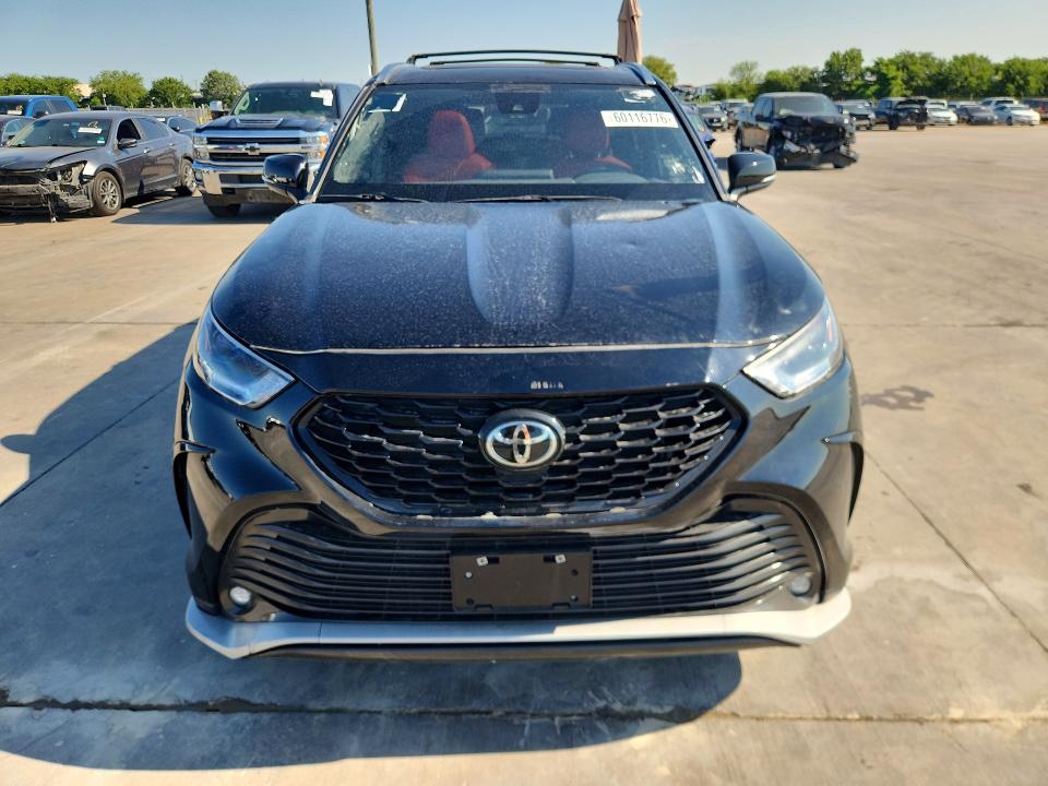2023 Toyota Highlander VIN 5TDKDRAH6PS513797 COPART salvage auction — NORMAL WEAR, Tx - Certificate Of Title (P), sold $28,500 on 2026-07-29 (photo 5)