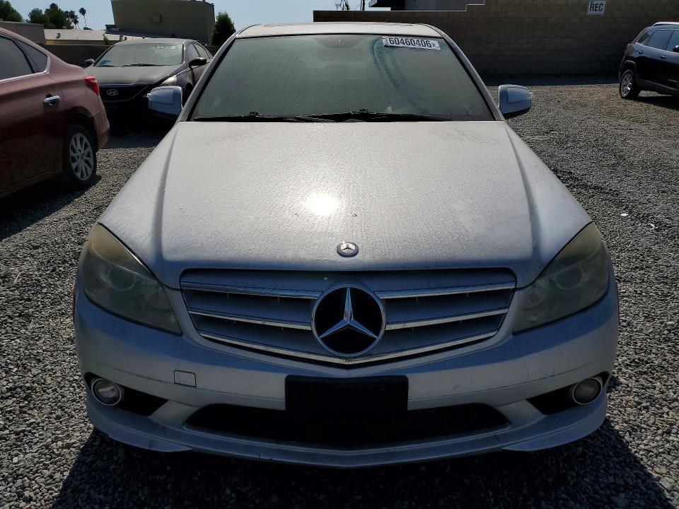 2009 Mercedes-benz C class VIN WDDGF54XX9R074526 COPART salvage auction — MINOR DENT/SCRATCHES, CA - DIS/DLR/EXP ONLY LIEN PAPERS, sold $400 on 2026-08-05 (photo 5)