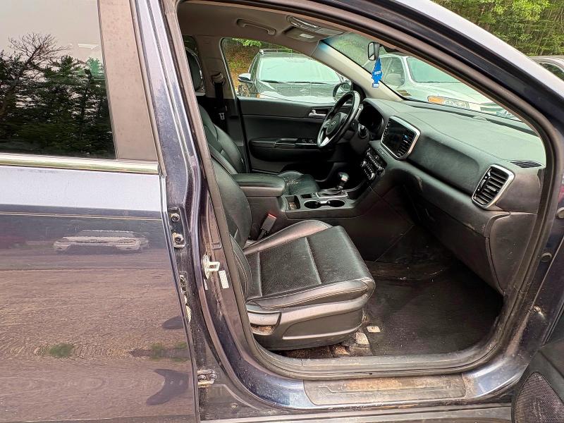 2020 Kia Sportage VIN KNDPNCAC4L7688249 COPART salvage auction — NORMAL WEAR, Me - Certificate Of Title (P), sold $3,600 on 2026-07-31 (photo 5)