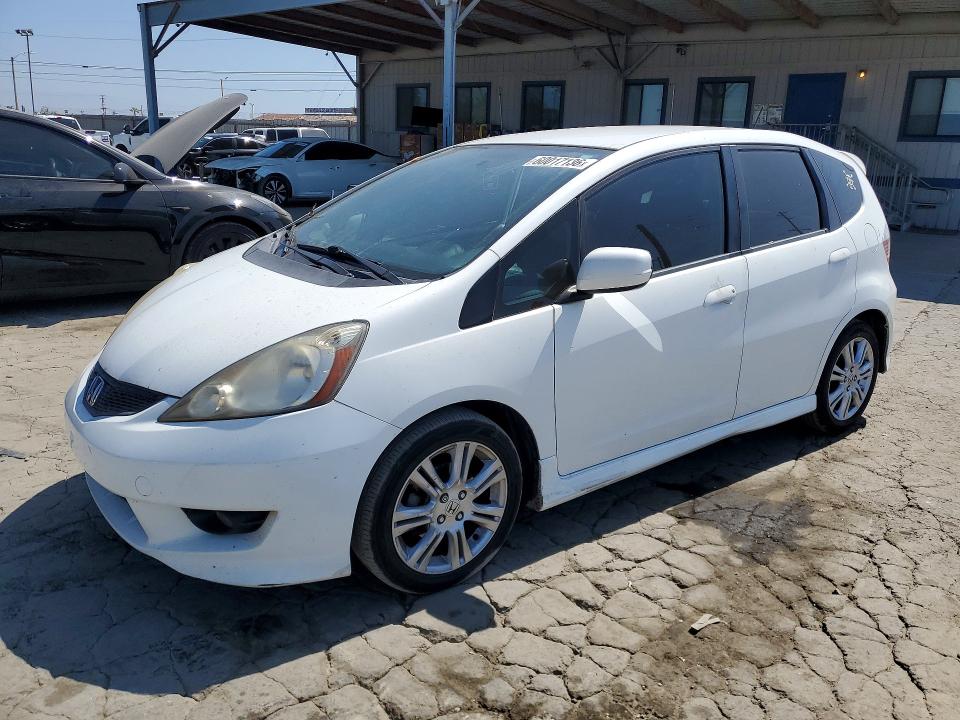 2011 Honda Fit VIN JHMGE8H54BC018015 COPART salvage auction — SIDE, Ca - Salvage Certificate, sold $900 on 2026-07-30 (photo 1)