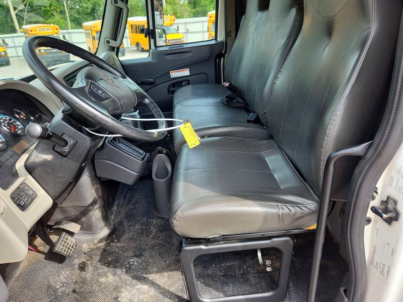 2018 International 4000 series VIN 3HAMMMMM6JL546019 COPART salvage auction — MINOR DENT/SCRATCHES, OK - CERTIFICATE OF TITLE (P), sold $12,600 on 2026-09-02 (photo 7)