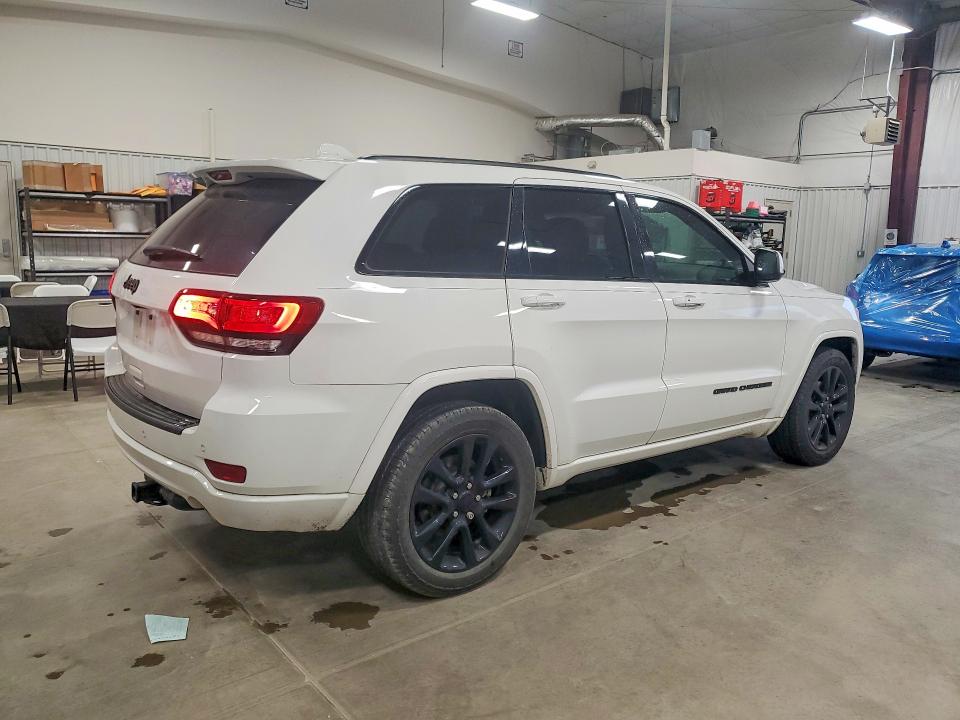 2019 Jeep Grand Cherokee VIN 1C4RJEAG8KC544017 COPART salvage auction — NORMAL WEAR, Nc - Dealer Only Clean Title, sold $2,250 on 2026-09-16 (photo 3)