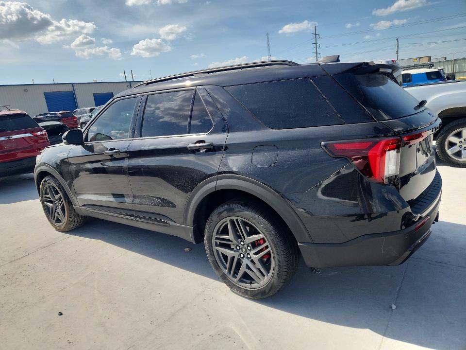 2025 Ford Explorer VIN 1FMUK7KH2SGC16915 COPART salvage auction — FRONT END, TX - SALVAGE VEHICLE TITLE (P), sold $13,200 on 2026-08-21 (photo 2)
