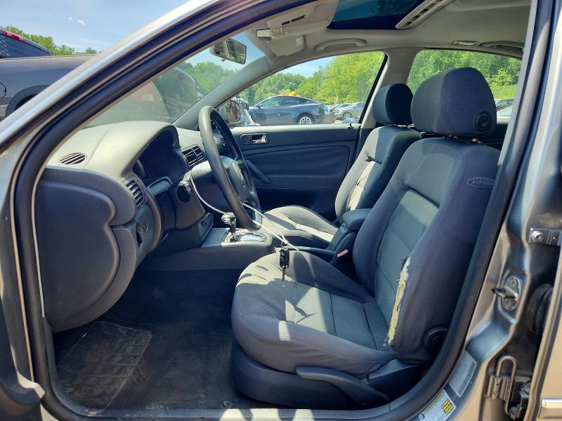 2004 Volkswagen Passat VIN WVWPD63B44E296586 COPART salvage auction — REAR END, NY - MV-907A SALVAGE CERTIFICATE, sold $350 on 2026-07-28 (photo 7)