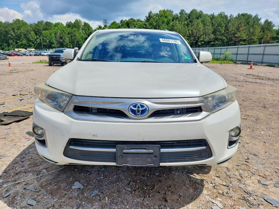2013 Toyota Highlander VIN JTEDC3EH2D2018532 COPART salvage auction — MINOR DENT/SCRATCHES, Mt - Certificate Of Title, sold $1,100 on 2026-07-27 (photo 5)