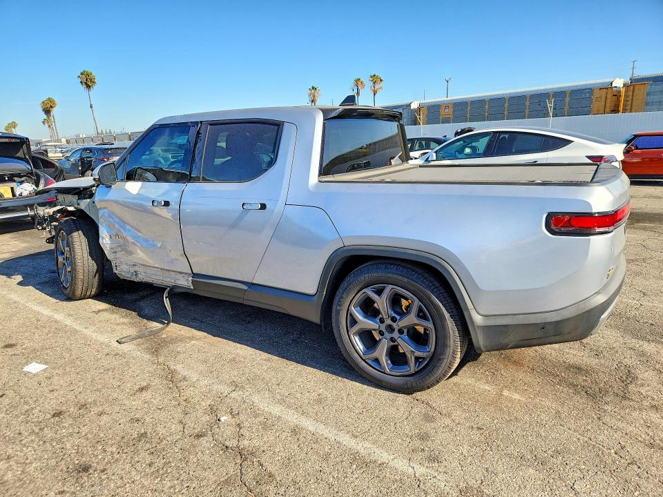 2022 Rivian R1t VIN 7FCTGAAL8NN006771 COPART salvage auction — FRONT END, CA - SALVAGE CERTIFICATE, sold $2,200 on 2026-07-21 (photo 2)