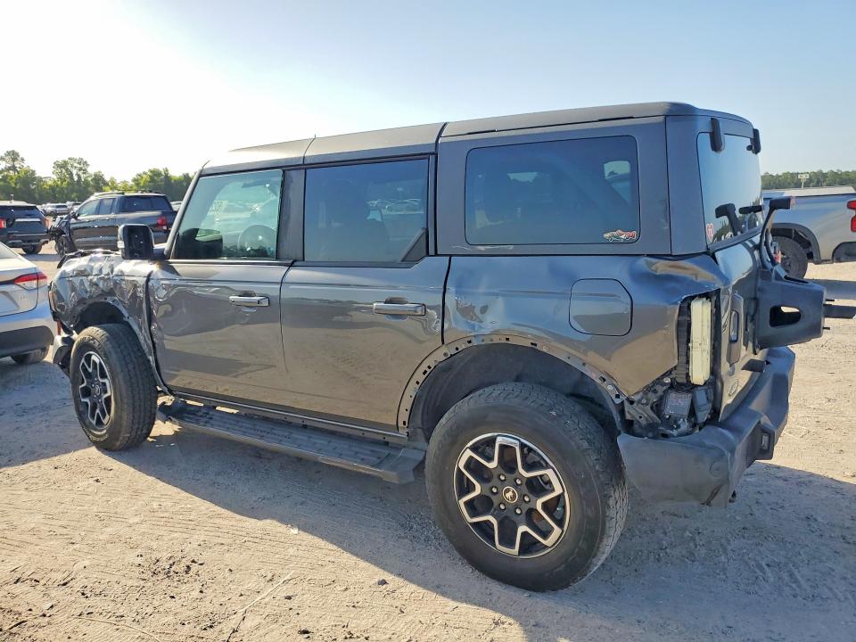 2024 Ford Bronco VIN 1FMDE8BHXRLA46687 COPART salvage auction — SIDE, Tx - Certificate Of Title, sold $17,400 on 2026-07-28 (photo 2)