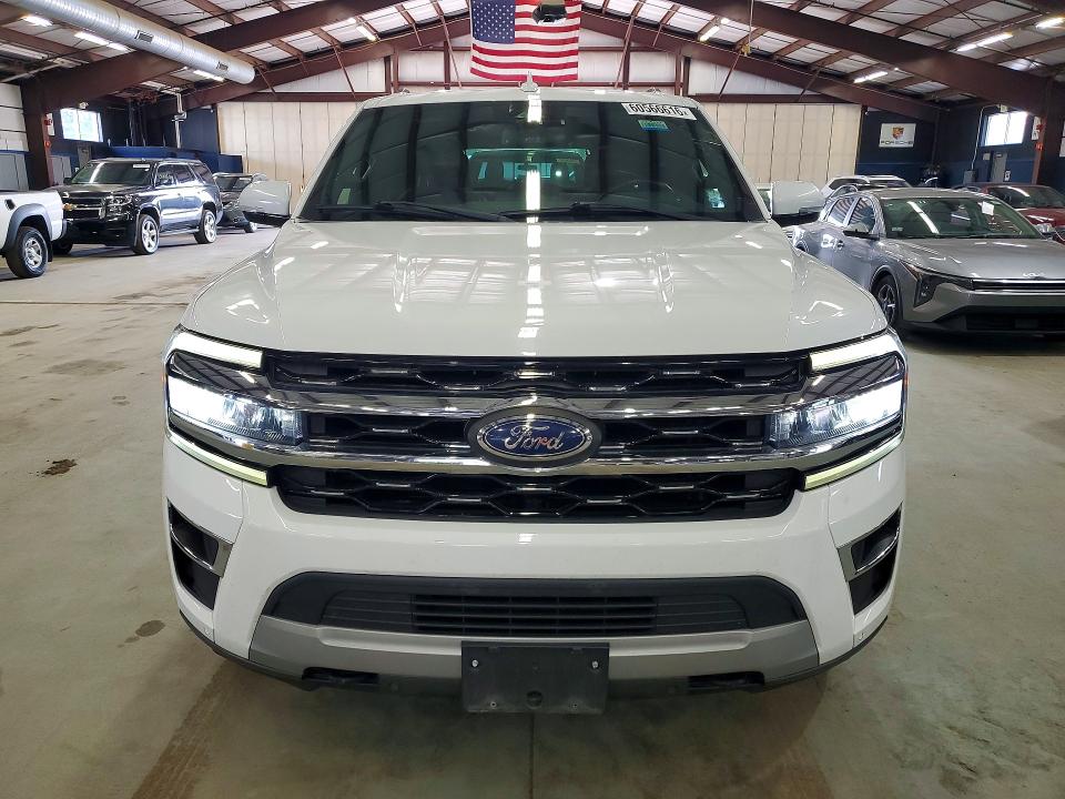 2022 Ford Expedition VIN 1FMJK2AT7NEA19721 COPART salvage auction — MINOR DENT/SCRATCHES, Wv - Certificate Of Title (P), sold $16,900 on 2026-07-30 (photo 5)