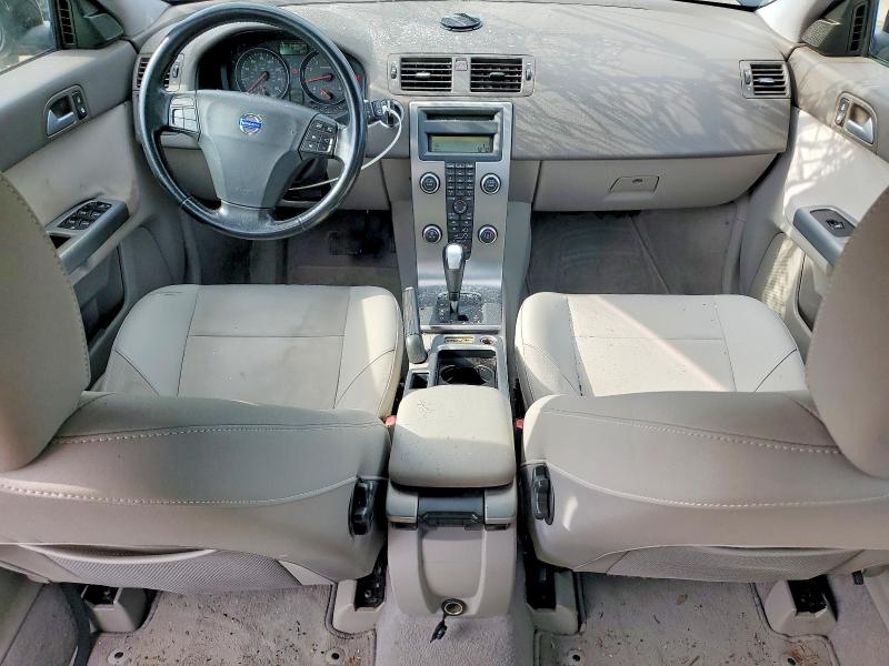 2010 Volvo V50 VIN YV1382MW2A2532317 COPART salvage auction — ROOF, Ny - Mv-907A Salvage Certificate, sold $475 on 2026-08-04 (photo 8)