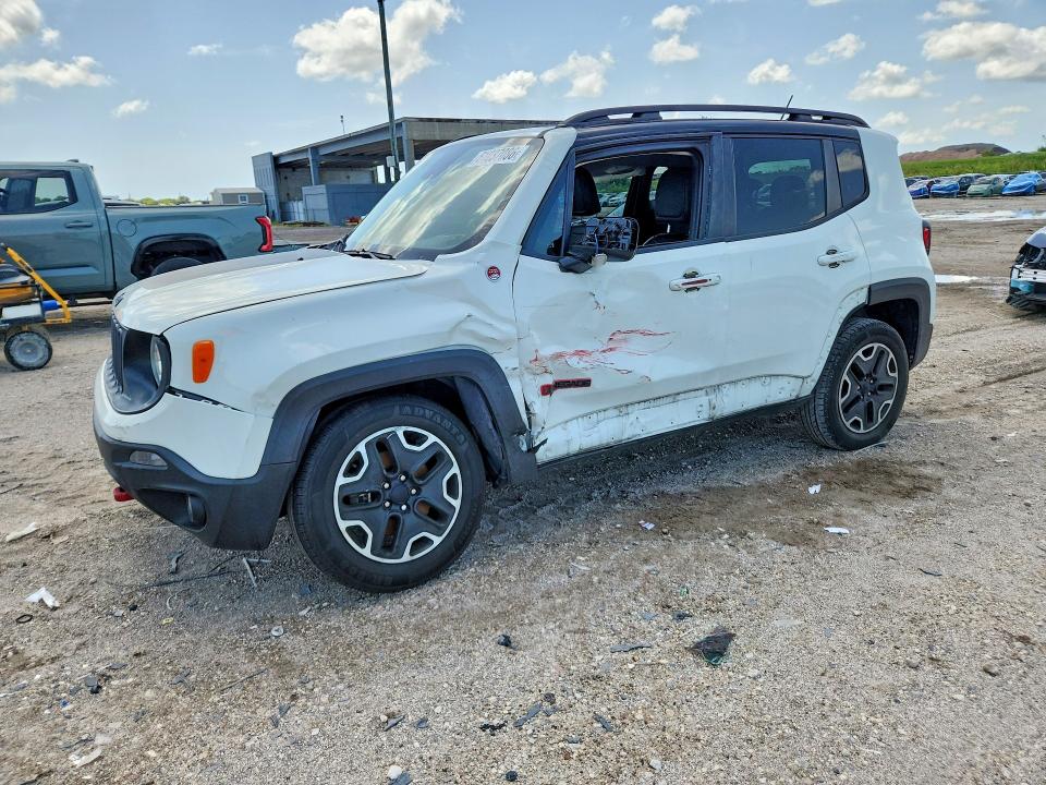 2016 Jeep Renegade VIN ZACCJBCT6GPD05308 COPART salvage auction — SIDE, Fl - Cert Of Ttl-Rebuilt&Slvg Rbld, sold $35 on 2026-07-28 (photo 1)