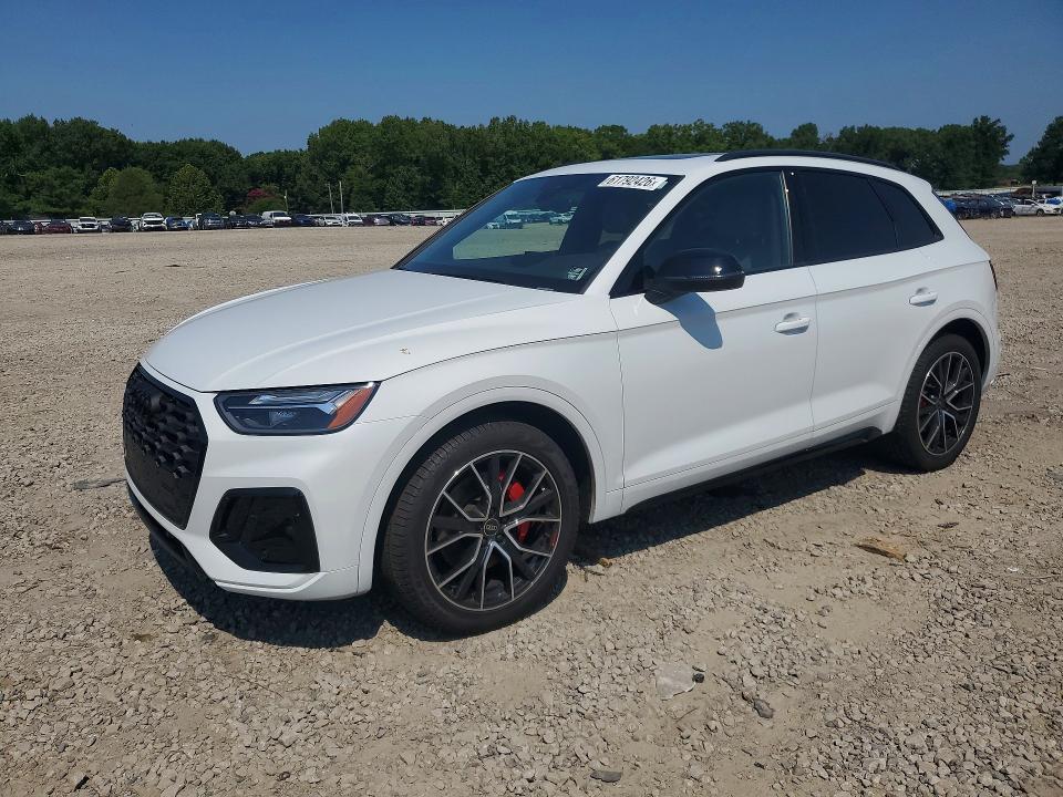 2025 Audi Sq5 VIN WA1B4AFY3S2052062 — COPART salvage auction photo