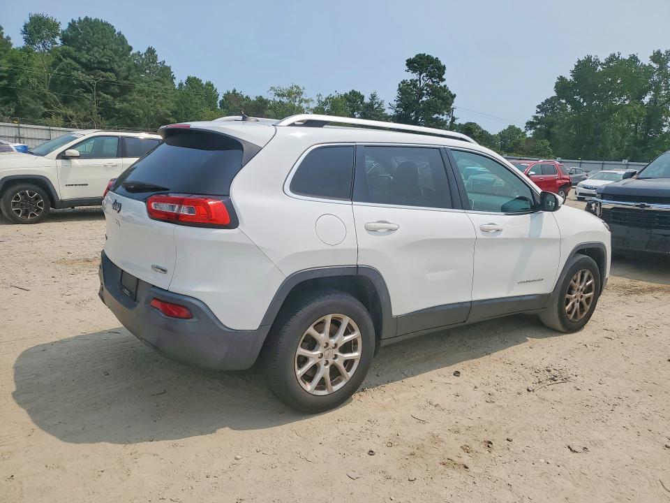 2016 Jeep Cherokee VIN 1C4PJMCB7GW145883 COPART salvage auction — MINOR DENT/SCRATCHES, Va - Certificate Of Title, sold $600 on 2026-09-08 (photo 3)