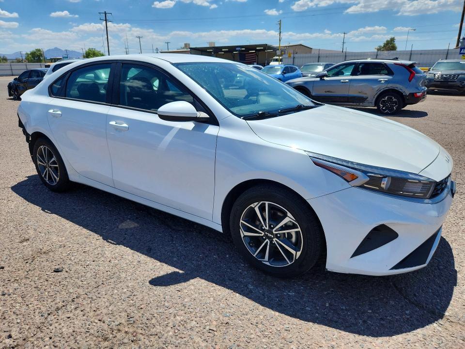 2023 Kia Forte VIN 3KPF24AD3PE600364 COPART salvage auction — REAR END, CA - CERTIFICATE OF TITLE, sold $4,500 on 2026-08-03 (photo 4)