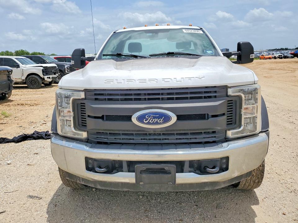 2019 Ford F550 VIN 1FDUF5GT4KEF21351 COPART salvage auction — REAR END, TX - CERTIFICATE OF TITLE (P), sold $7,600 on 2026-07-27 (photo 5)