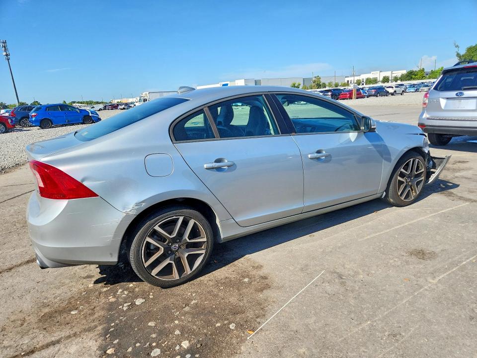 2017 Volvo VIN YV126MFL4H2431418 COPART salvage auction — FRONT END, Fl - Cert Of Title Slvg Rebuildable, sold $2,250 on 2026-07-22 (photo 3)