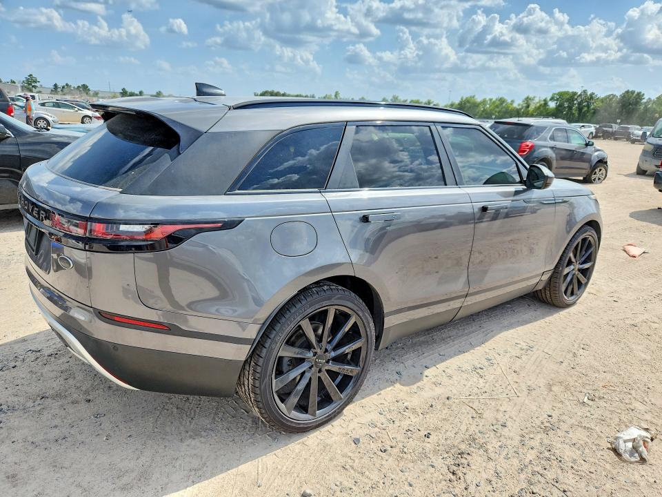 2018 Land rover Range rover velar VIN SALYB2RV3JA753517 COPART salvage auction — MINOR DENT/SCRATCHES, FL - CERTIFICATE OF TITLE (P), sold $2,000 on 2026-08-21 (photo 3)