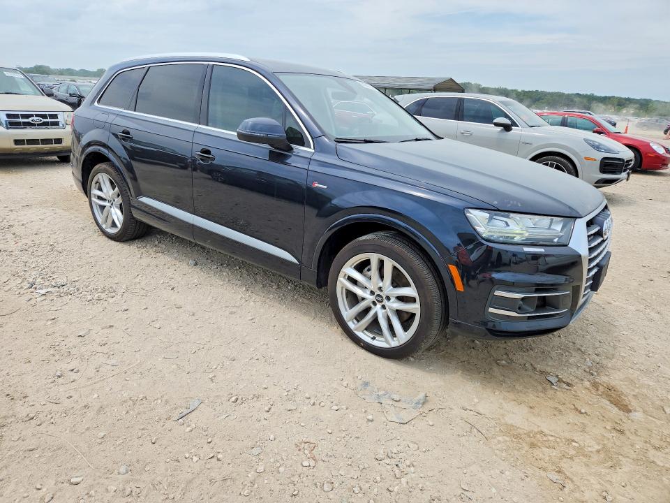 2017 Audi Q7 VIN WA1VAAF76HD056701 COPART salvage auction — NORMAL WEAR, IN - DEALER ONLY CLEAN TITLE, sold $1,550 on 2026-07-28 (photo 4)