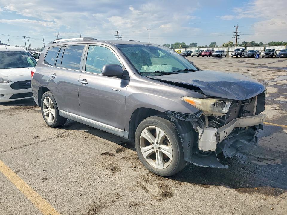 2013 Toyota Highlander VIN 5TDYK3EH3DS102991 COPART salvage auction — FRONT END, Id - Certificate Of Title, sold $2,200 on 2026-07-26 (photo 4)