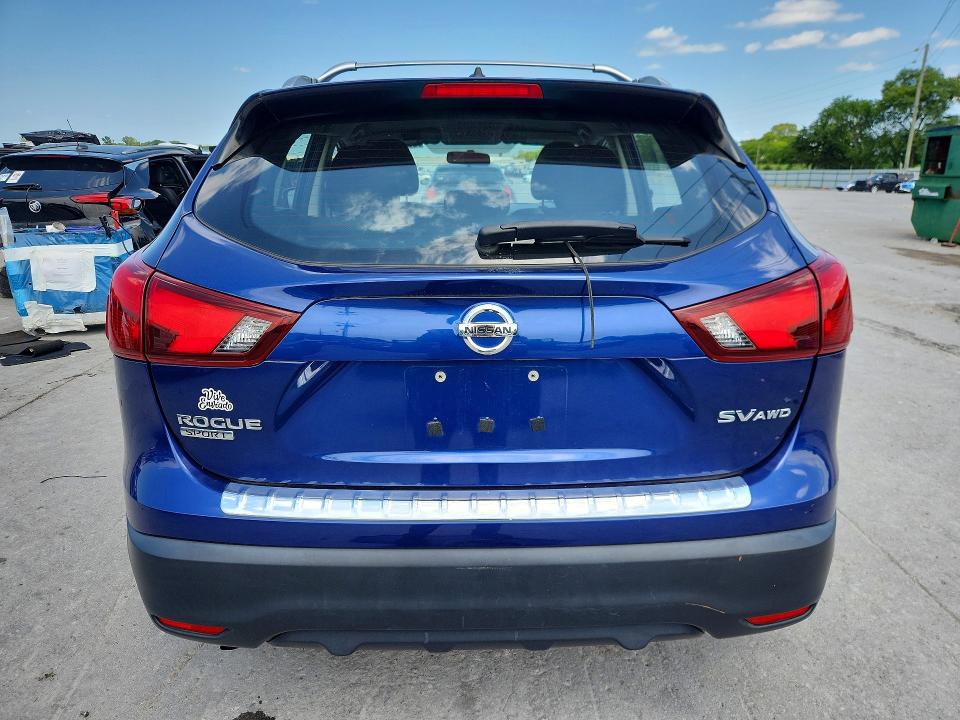 2017 Nissan Rogue VIN JN1BJ1CR4HW111359 COPART salvage auction — MINOR DENT/SCRATCHES, Tn - Certificate Of Title, sold $600 on 2026-07-27 (photo 6)