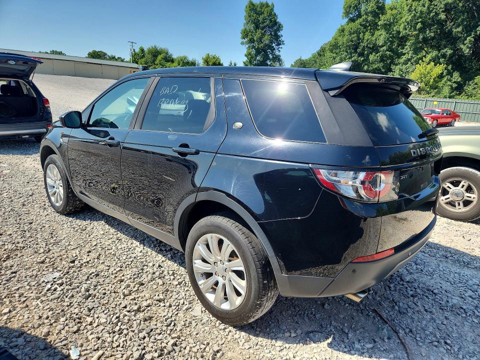 2019 Land rover Discovery VIN SALCP2FX5KH785606 COPART salvage auction — NORMAL WEAR, Tn - Certificate Of Title, sold $1,300 on 2026-07-28 (photo 2)