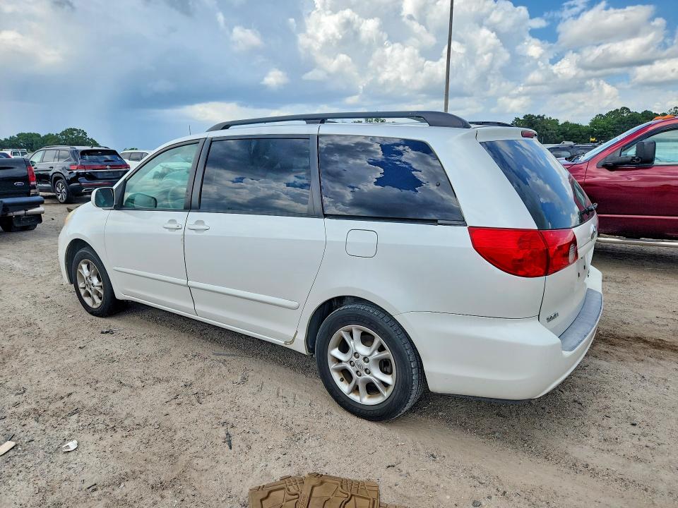2006 Toyota Sienna VIN 5TDZA22C56S483269 COPART salvage auction — MINOR DENT/SCRATCHES, Fl - Certificate Of Title, sold $225 on 2026-07-30 (photo 2)