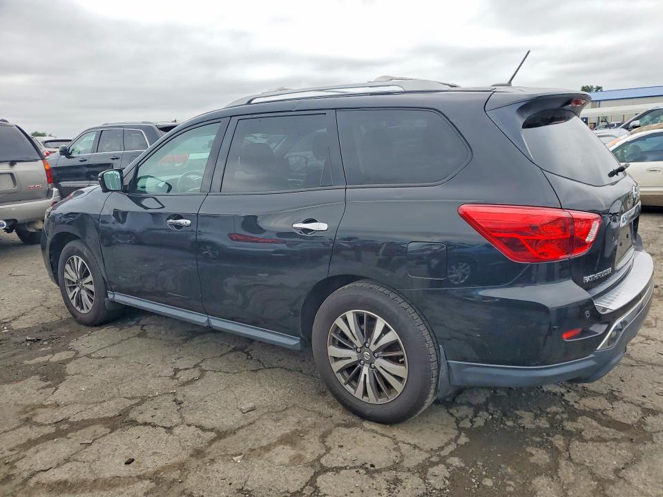 2017 Nissan Pathfinder VIN 5N1DR2MM0HC644605 COPART salvage auction — MECHANICAL, PA - DEALER ONLY CLEAN TITLE (P), sold $2,350 on 2026-08-01 (photo 2)
