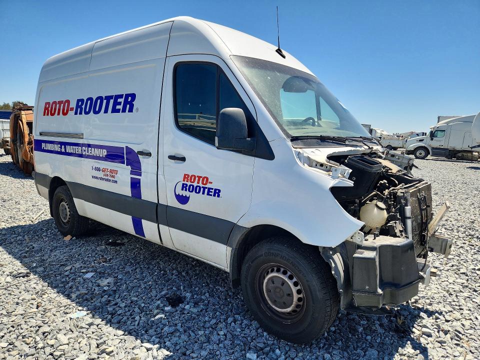 2020 Mercedes-benz Sprinter VIN W1W4EBHY9LP208547 COPART salvage auction — FRONT END, Ca - Salvage Certificate, sold $2,300 on 2026-07-22 (photo 4)