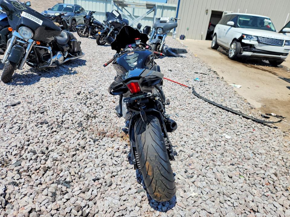 2020 Yamaha Yzf VIN JYARN66E0LA000752 COPART salvage auction — MECHANICAL, Wi - Cert Of Title-Claim Paid, sold $6,300 on 2026-07-20 (photo 4)