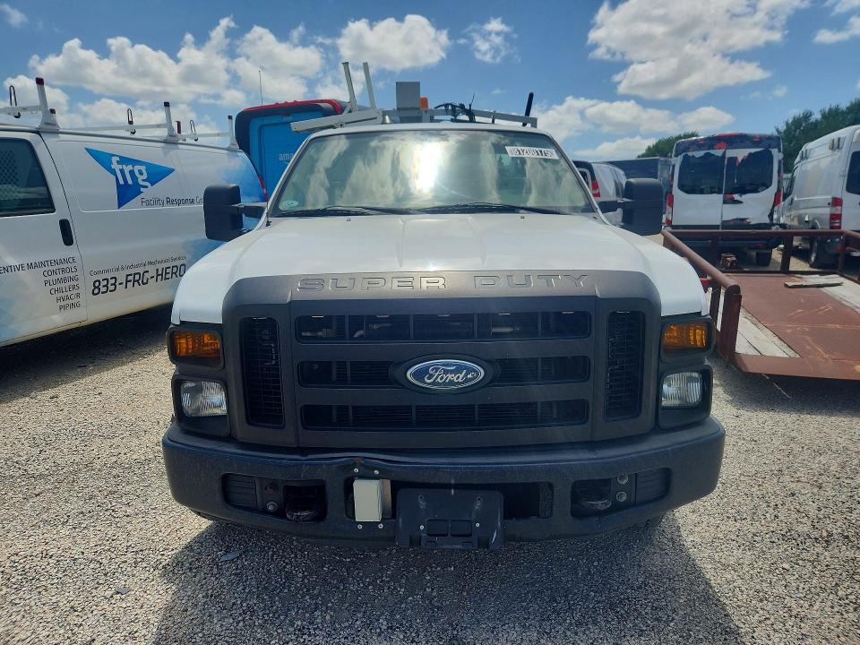 2008 Ford F-350 VIN 1FDSF30598EC32868 COPART salvage auction — MINOR DENT/SCRATCHES, Tx - Certificate Of Title, sold $325 on 2026-07-09 (photo 5)
