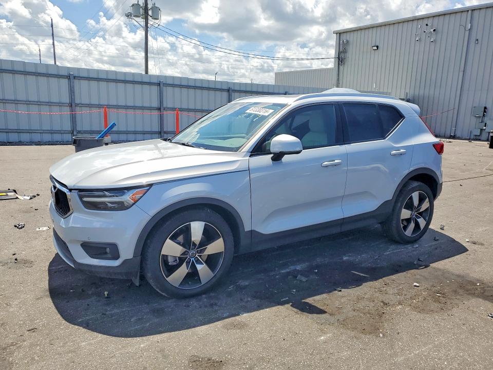 2021 Volvo Xc40 VIN YV4162UK2M2403804 COPART salvage auction — FRONT END, Fl - Certificate Of Destruction, sold $3,950 on 2026-08-19 (photo 1)