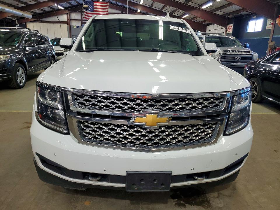 2017 Chevrolet Suburban VIN 1GNSKHKC1HR339034 COPART salvage auction — MINOR DENT/SCRATCHES, MA - CERTIFICATE OF TITLE (P), sold $5,200 on 2026-07-10 (photo 5)