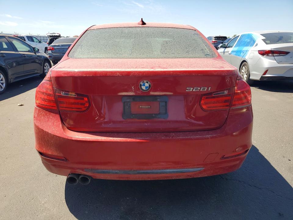 2014 BMW 3er VIN WBA3C1C51EK115989 COPART salvage auction — MECHANICAL, Ca - Dis/Dlr/Exp Only Clean Title (P), sold $1,550 on 2026-07-30 (photo 6)