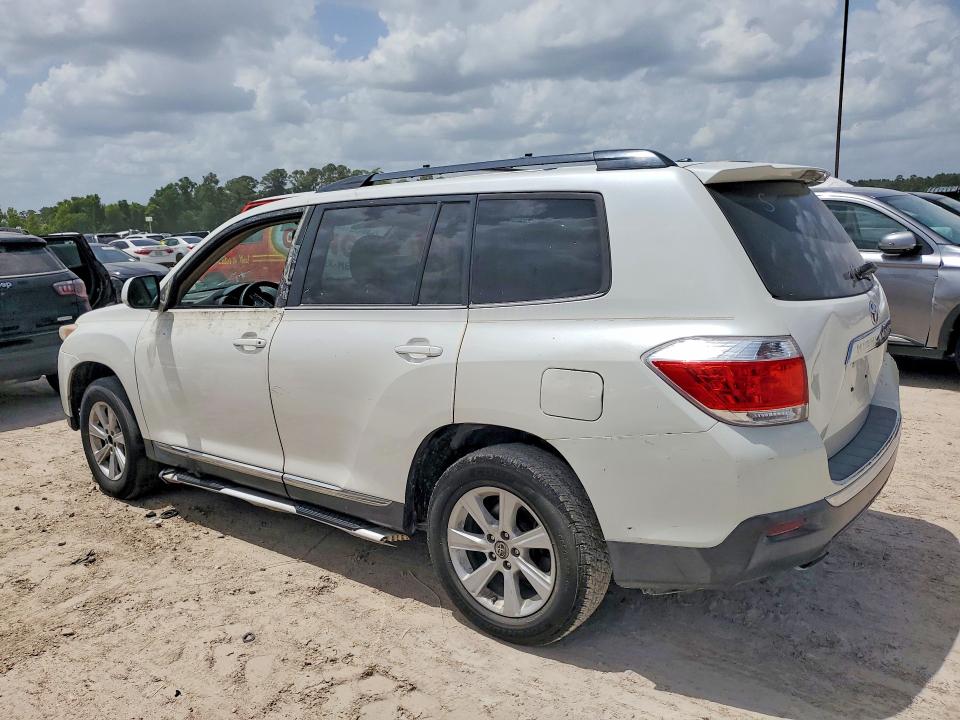 2012 Toyota Highlander VIN 5TDZK3EH2CS069310 COPART salvage auction — REAR END, La - Certificate Of Title (P), sold $3,850 on 2026-07-28 (photo 2)