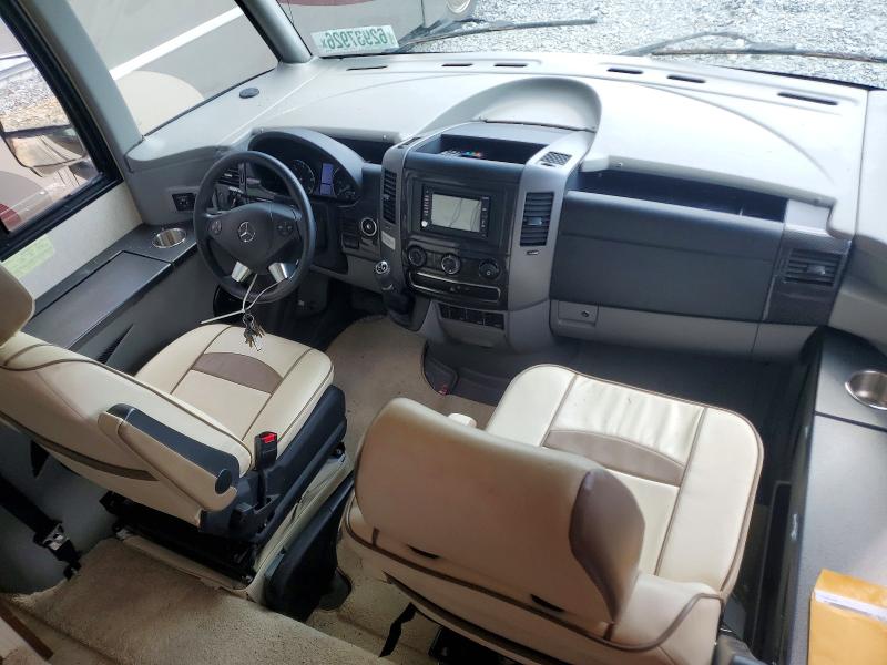 2015 Mercedes-benz Sprinter VIN WDAPF4CA8F9601625 COPART salvage auction — ROOF, NC - DEALER ONLY CLEAN TITLE, sold $39,000 on 2026-08-11 (photo 5)