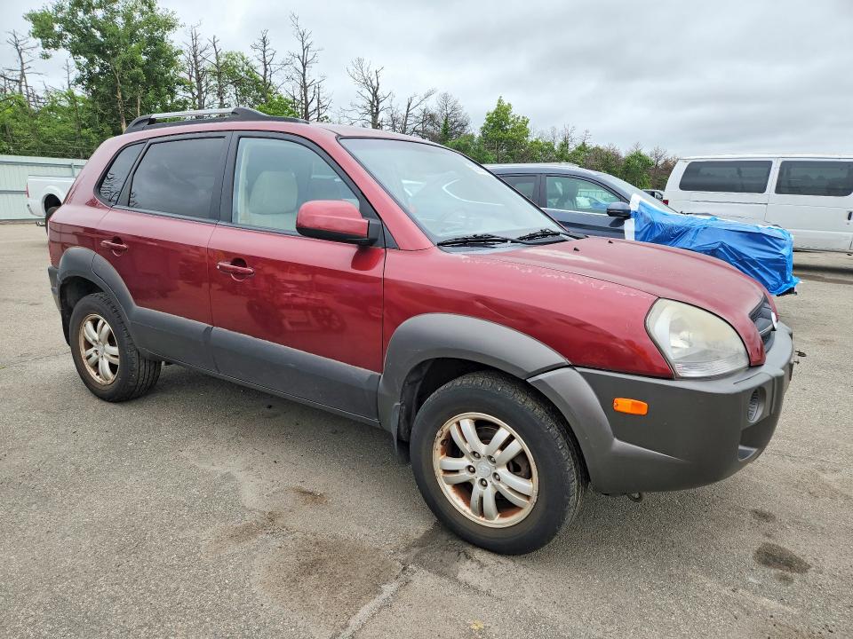 2006 Hyundai Tucson VIN KM8JN72D96U379138 COPART salvage auction — MINOR DENT/SCRATCHES, NY - CERTIFICATE OF TITLE, sold $1,650 on 2026-07-27 (photo 4)