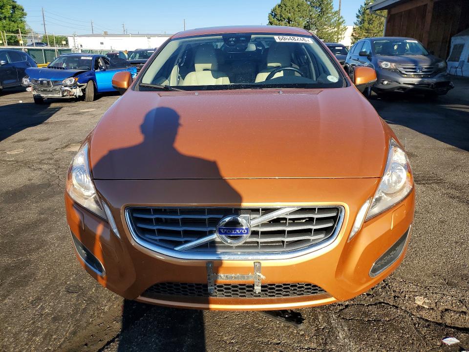 2012 Volvo S60 VIN YV1622FS4C2033966 COPART salvage auction — ROOF, Co - Public - Salvage Title, sold $2,200 on 2026-08-18 (photo 5)