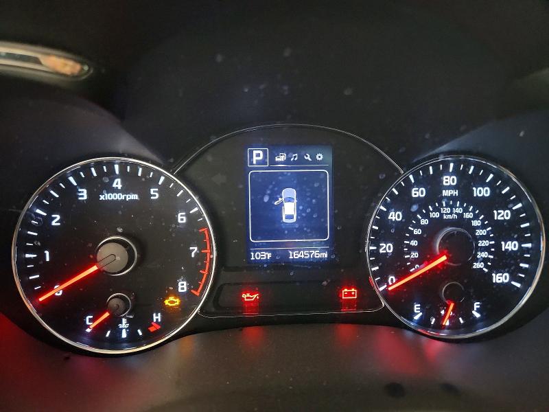 2018 Kia Forte VIN 3KPFL4A73JE261135 COPART salvage auction — MINOR DENT/SCRATCHES, Az - Certificate Of Title, sold $825 on 2026-07-27 (photo 9)