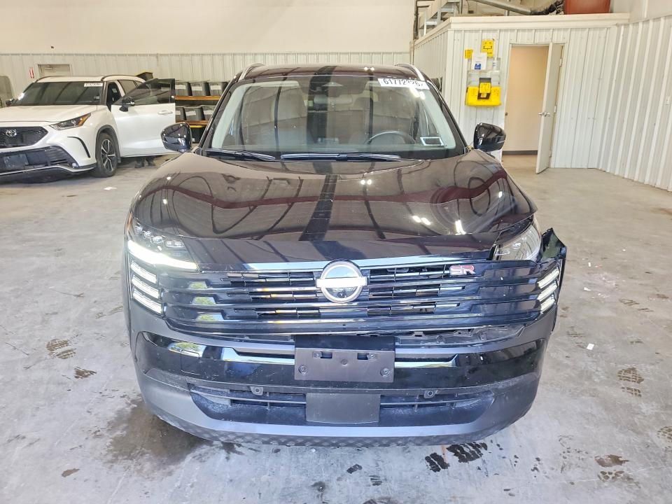 2025 Nissan Kicks VIN 3N8AP6DB3SL363224 COPART salvage auction — FRONT END, Ny - Mv907A W/Unsatisfied Lien, sold $8,300 on 2026-08-17 (photo 5)