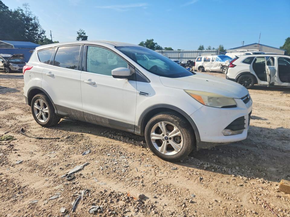 2015 Ford Escape VIN 1FMCU9GX3FUB96991 COPART salvage auction — MINOR DENT/SCRATCHES, Ga - Certificate Of Title, sold $400 on 2026-07-31 (photo 4)
