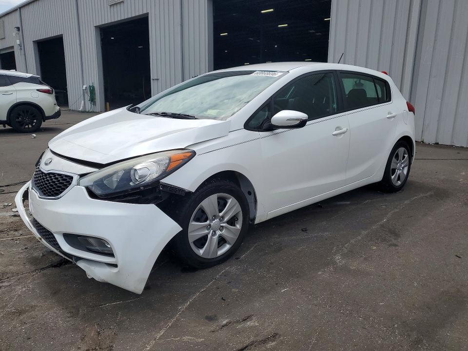 2016 Kia Forte VIN KNAFK5A8XG5588781 COPART salvage auction — FRONT END, Fl - Cert Of Title Slvg Rebuildable, sold $1,300 on 2026-07-22 (photo 1)