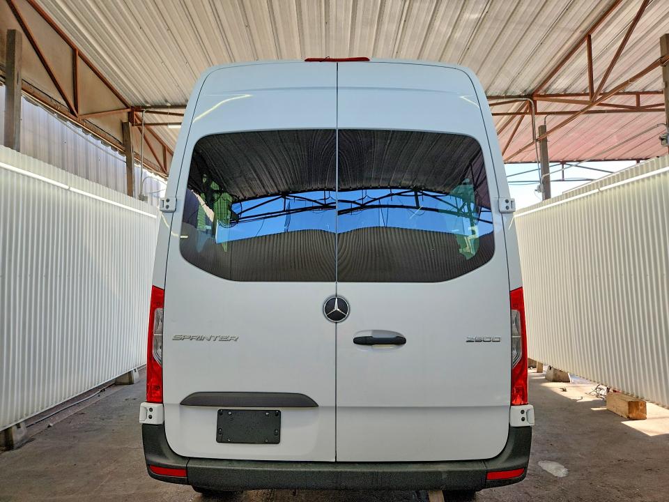 2024 Mercedes-benz Sprinter VIN W1Z4KFHY0RP713310 COPART salvage auction — ROOF, Fl - Certificate Of Title, sold $31,250 on 2026-07-08 (photo 6)
