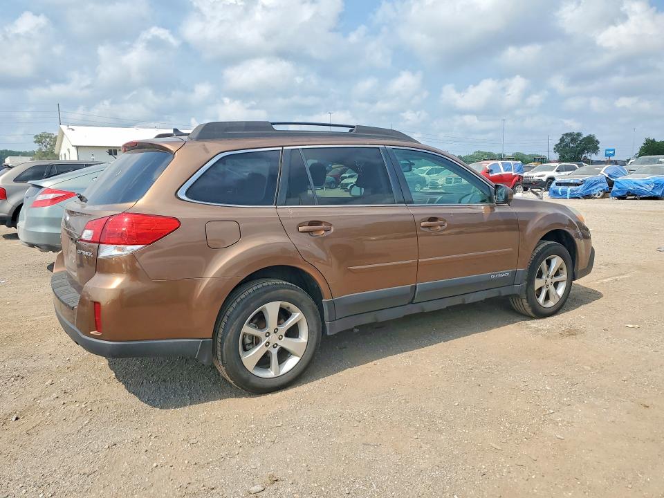 2013 Subaru Outback VIN 4S4BRCKC7D3221991 COPART salvage auction — MINOR DENT/SCRATCHES, Ia - Certificate Of Title, sold $950 on 2026-07-31 (photo 3)