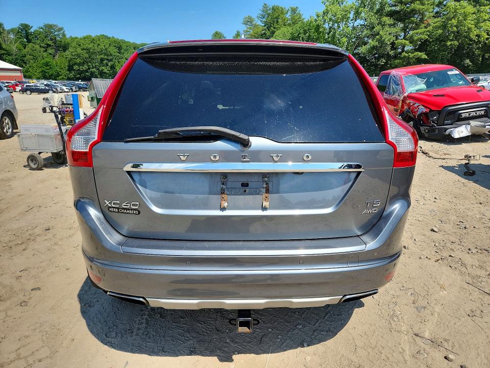 2016 Volvo VIN YV4612RKXG2848938 COPART salvage auction — ROLLOVER, Ma - Cert Of Title-Reconstrctd Coll, sold $450 on 2026-07-20 (photo 6)