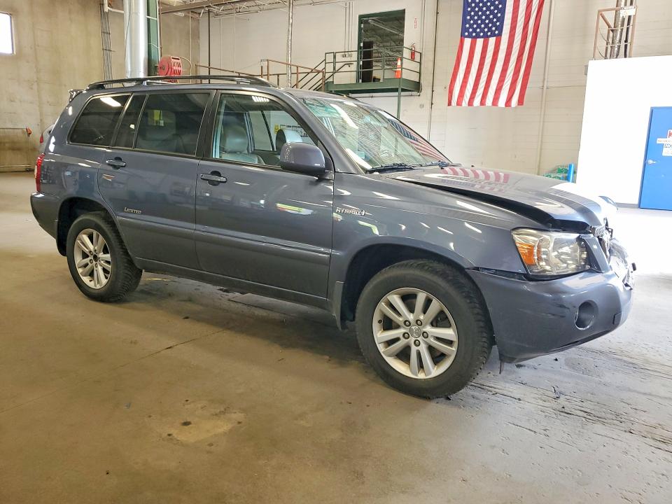 2006 Toyota Highlander hybrid VIN JTEEW21A260033755 COPART salvage auction — FRONT END, MN - CERT OF TITLE-PRIOR SALVAGE, sold $200 on 2026-07-28 (photo 4)