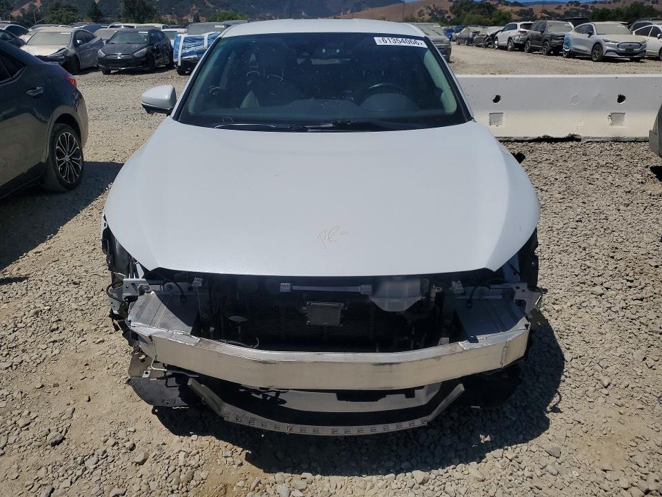 2018 Honda Clarity VIN JHMZC5F32JC009374 COPART salvage auction — FRONT END, CA - SALVAGE CERTIFICATE, sold $500 on 2026-07-23 (photo 5)