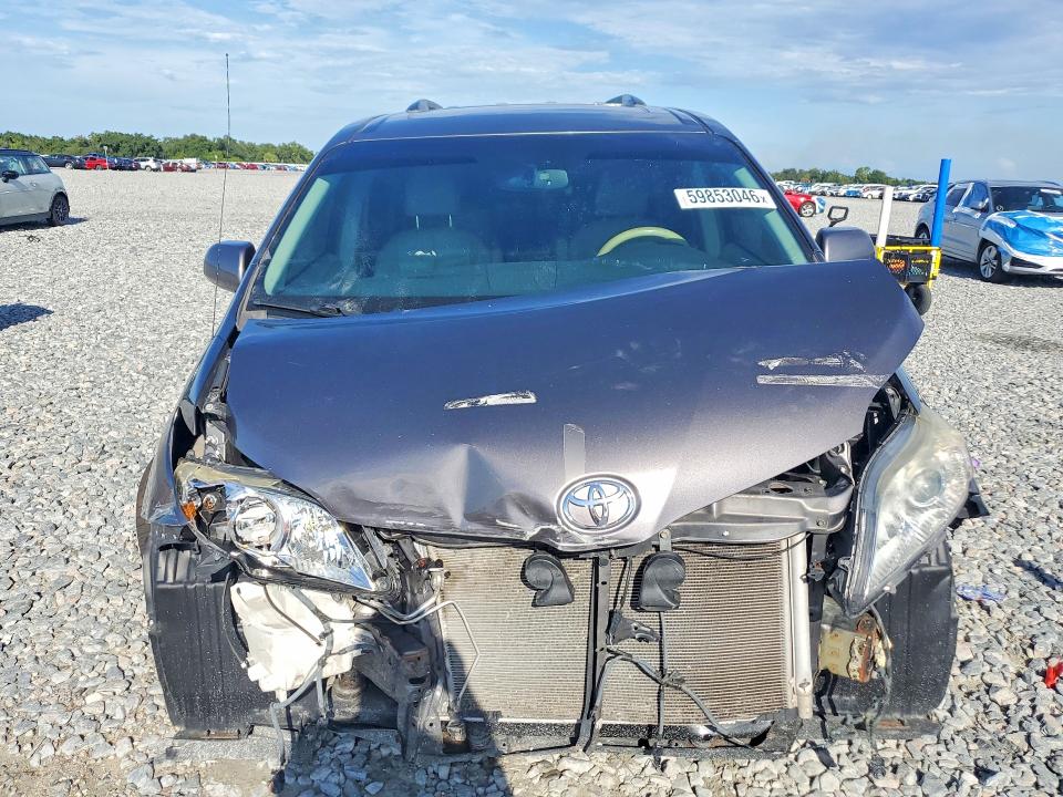 2011 Toyota Sienna VIN 5TDDK3DC5BS016843 COPART salvage auction — FRONT END, Fl - Cert Of Ttl-Rebuilt&Slvg Rbld, sold $1,600 on 2026-07-31 (photo 5)