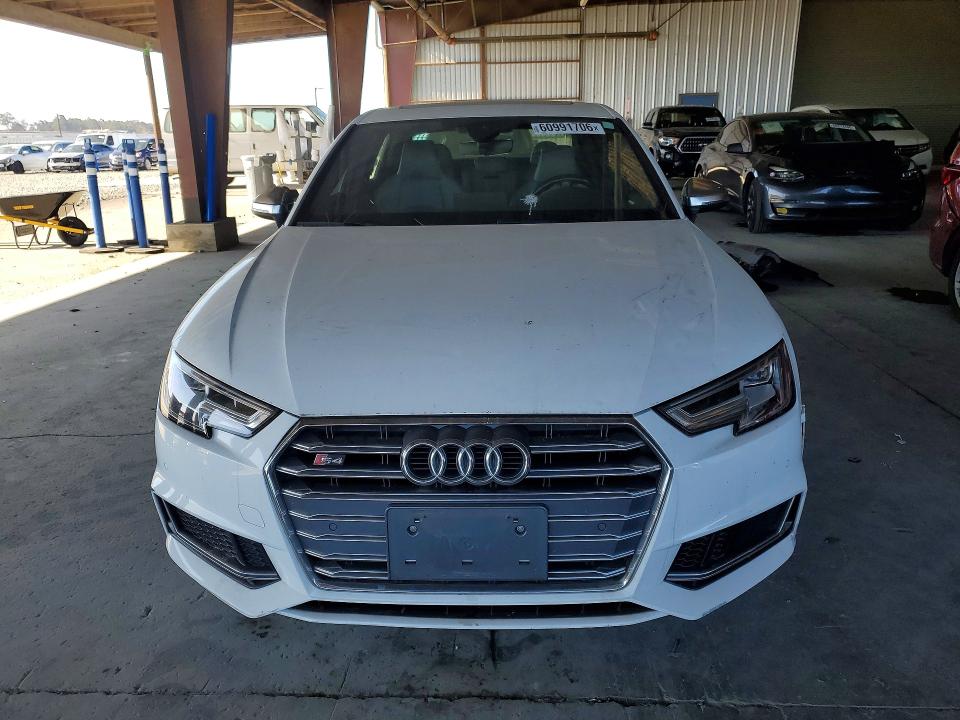 2018 Audi Rs4 VIN WAUB4AF42JA015458 COPART salvage auction — REAR END, CA - SALVAGE CERTIFICATE, sold $9,100 on 2026-07-27 (photo 5)