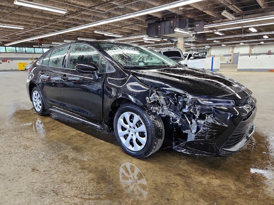 2025 Toyota Corolla VIN 5YFB4MDE1SP237275 COPART salvage auction — FRONT END, WI - CERTIFICATE OF TITLE, sold $10,400 on 2026-07-22 (photo 4)