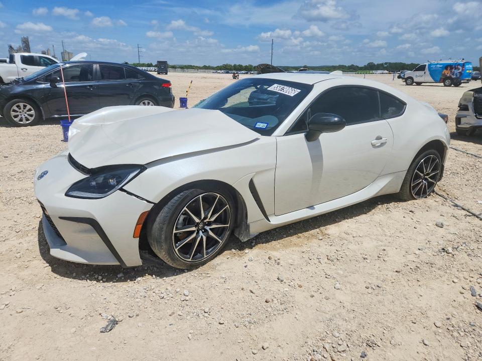 2024 Toyota Gr 86 VIN JF1ZNBB11R9758003 COPART salvage auction — FRONT END, TX - CERTIFICATE OF TITLE, sold $5,100 on 2026-07-21 (photo 1)
